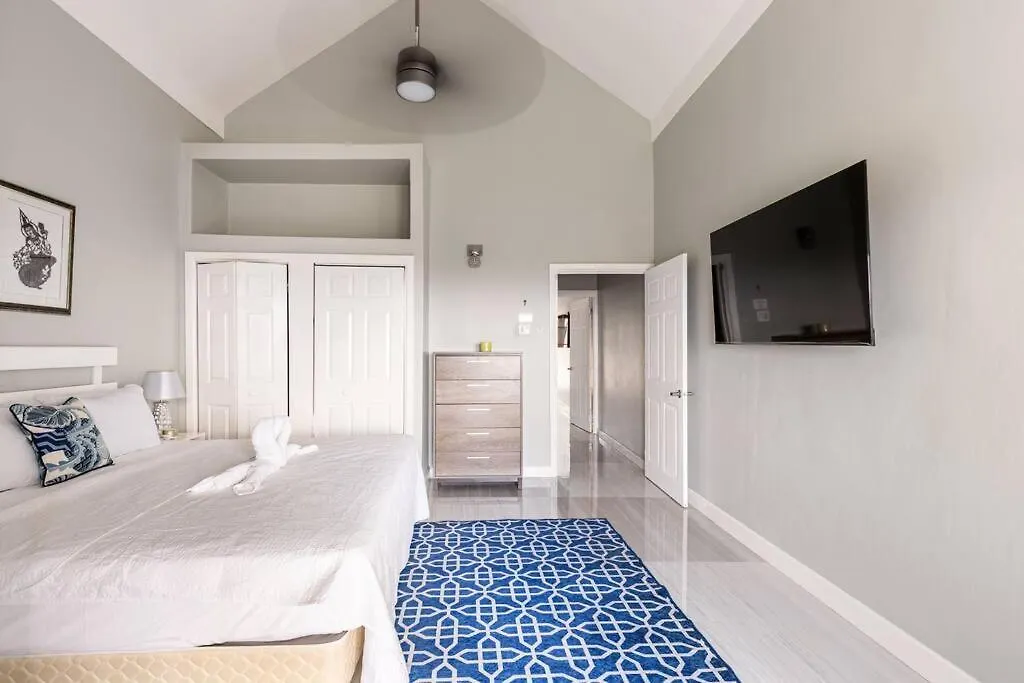 Charming Sea View Townhouse Apartment Montego Bay 0*,  Jamaica