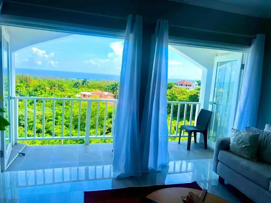 Charming Sea View Townhouse Apartment Montego Bay